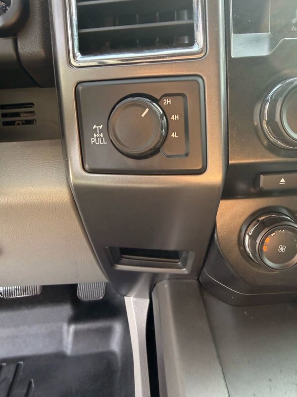 Used 2016 Ford F150 XLT w/ Equipment Group 302A Luxury image 23