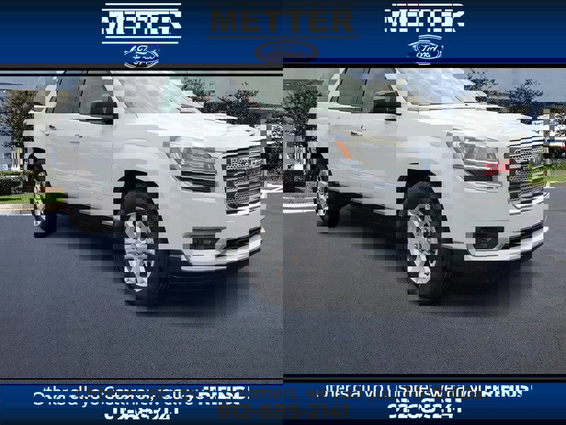 Used 2016 GMC Acadia SLE image 1