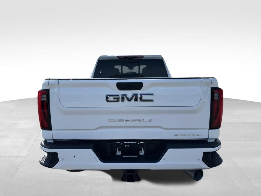 Used 2024 GMC Sierra 2500 Denali Ultimate AWD/4WD image 18