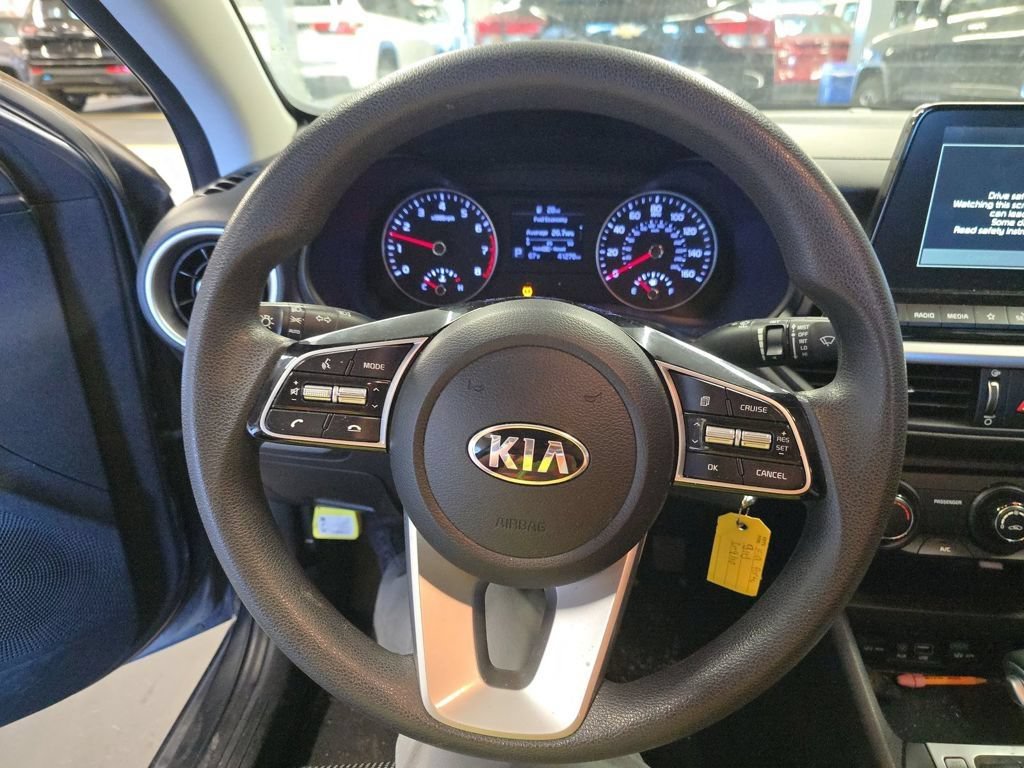 Used 2020 Kia Forte LXS FWD image 17