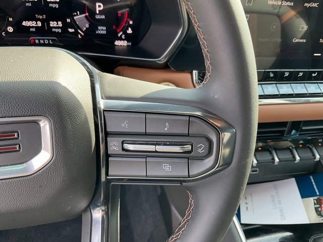 Used 2026 GMC Canyon AT4 image 12