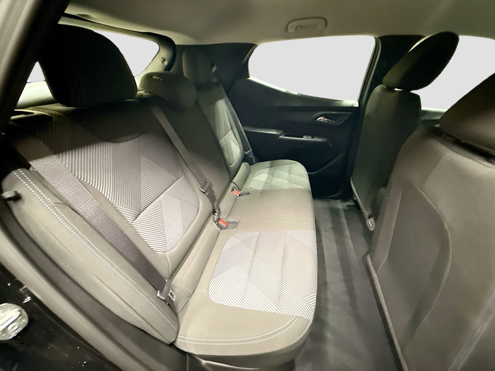 New 2027 Chevrolet Bolt LT w/ Comfort Package FWD image 30