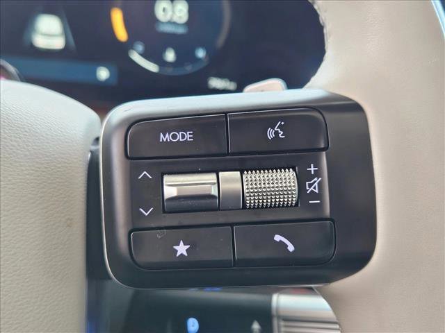 Used 2025 Hyundai Santa Fe Calligraphy image 16