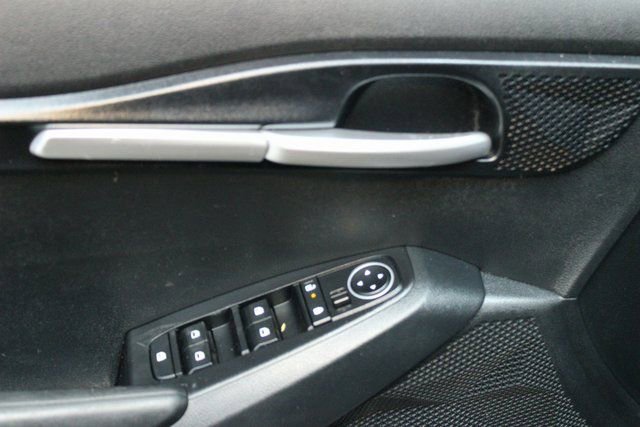 Used 2024 Kia Seltos LX image 16