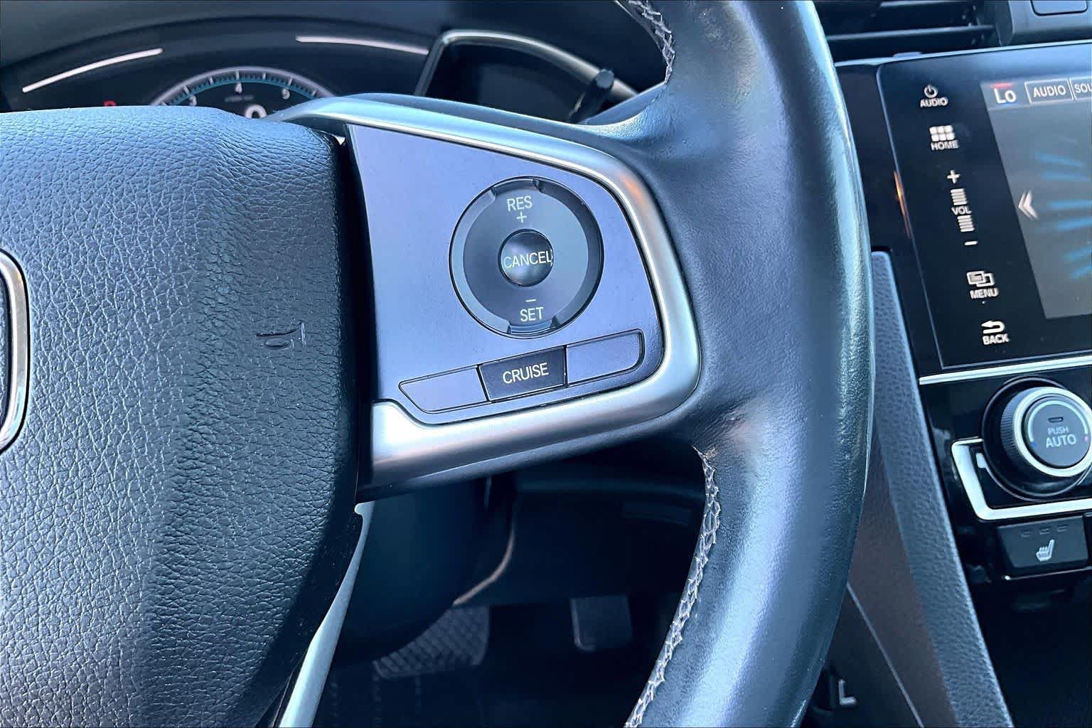 Used 2018 Honda Civic EX-L image 22