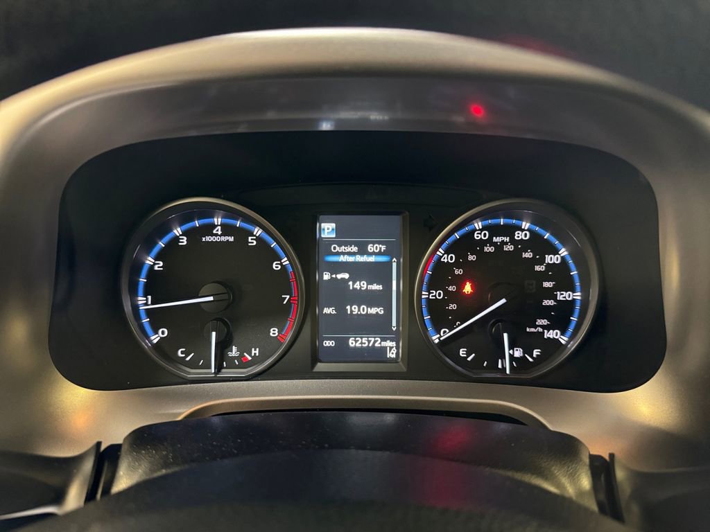 Used 2018 Toyota RAV4 LE w/ All Weather Liner Package AWD/4WD image 16