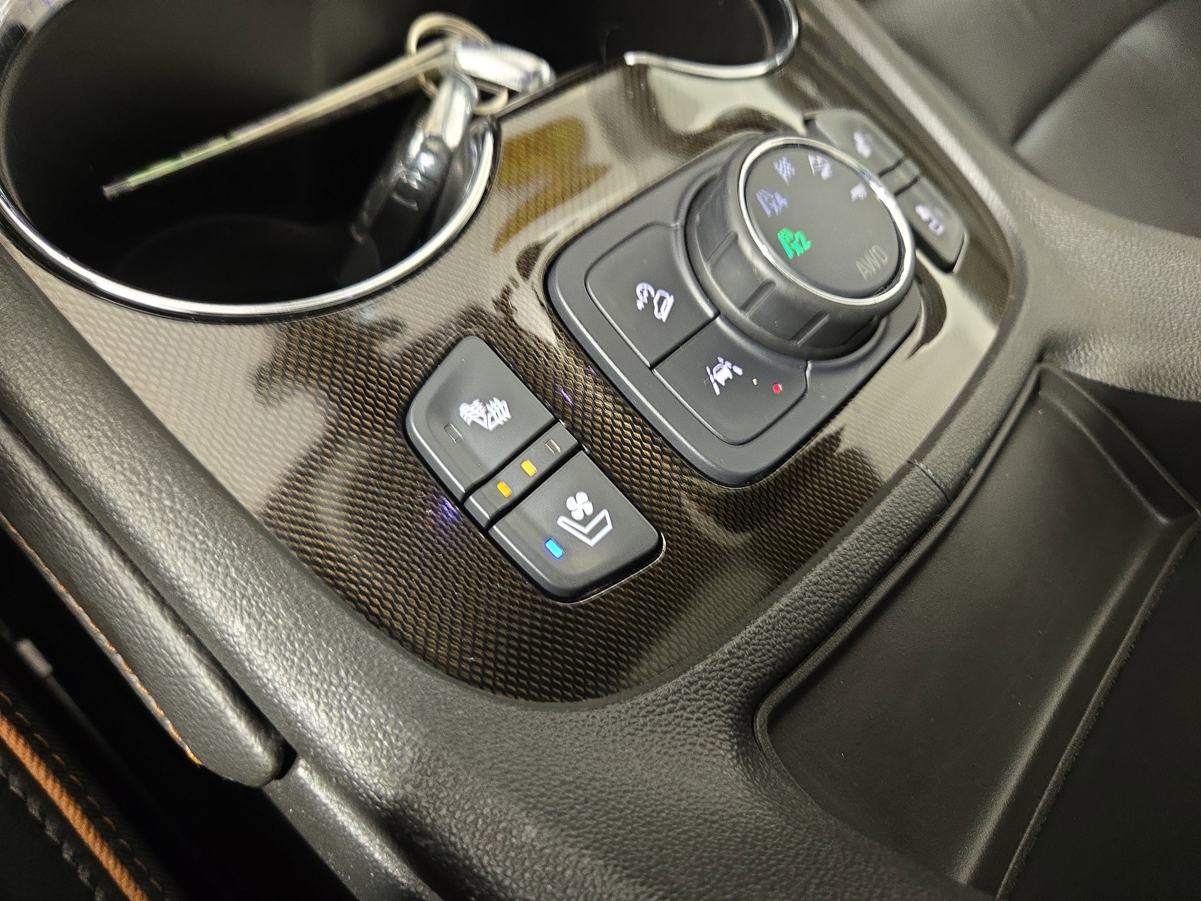 Certified 2021 GMC Acadia AT4 image 30