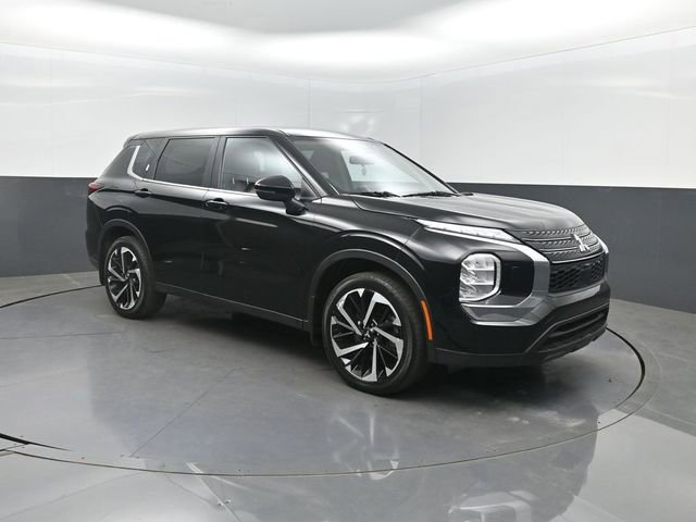 Used 2022 Mitsubishi Outlander ES AWD/4WD image 31