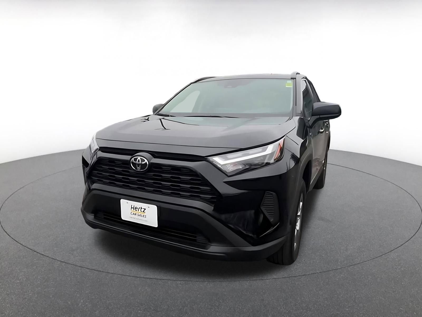 Used 2025 Toyota RAV4 LE image 7