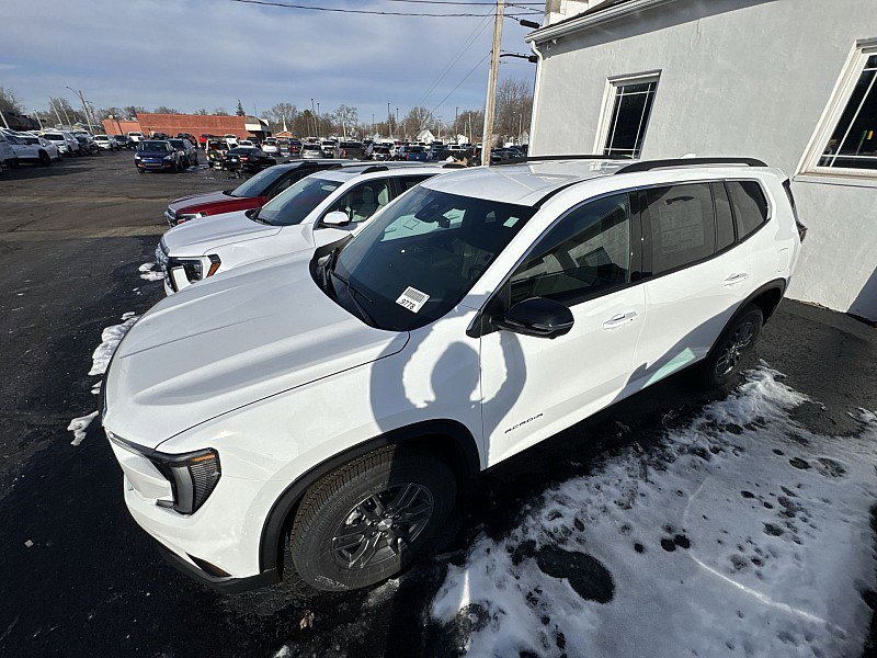 New 2026 GMC Acadia Elevation image 2