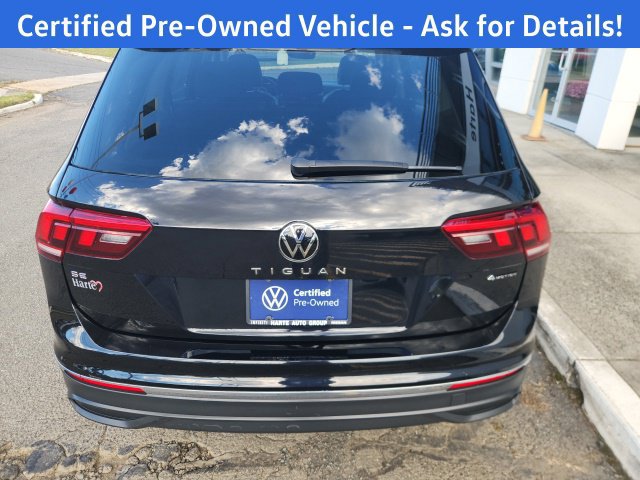 Certified 2022 Volkswagen Tiguan SE w/ Panoramic Sunroof Package AWD/4WD image 7