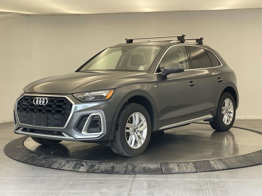 Used 2023 Audi Q5 2.0T Premium w/ Convenience Package AWD/4WD image 1
