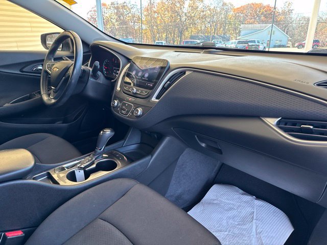 Used 2019 Chevrolet Malibu RS FWD image 20