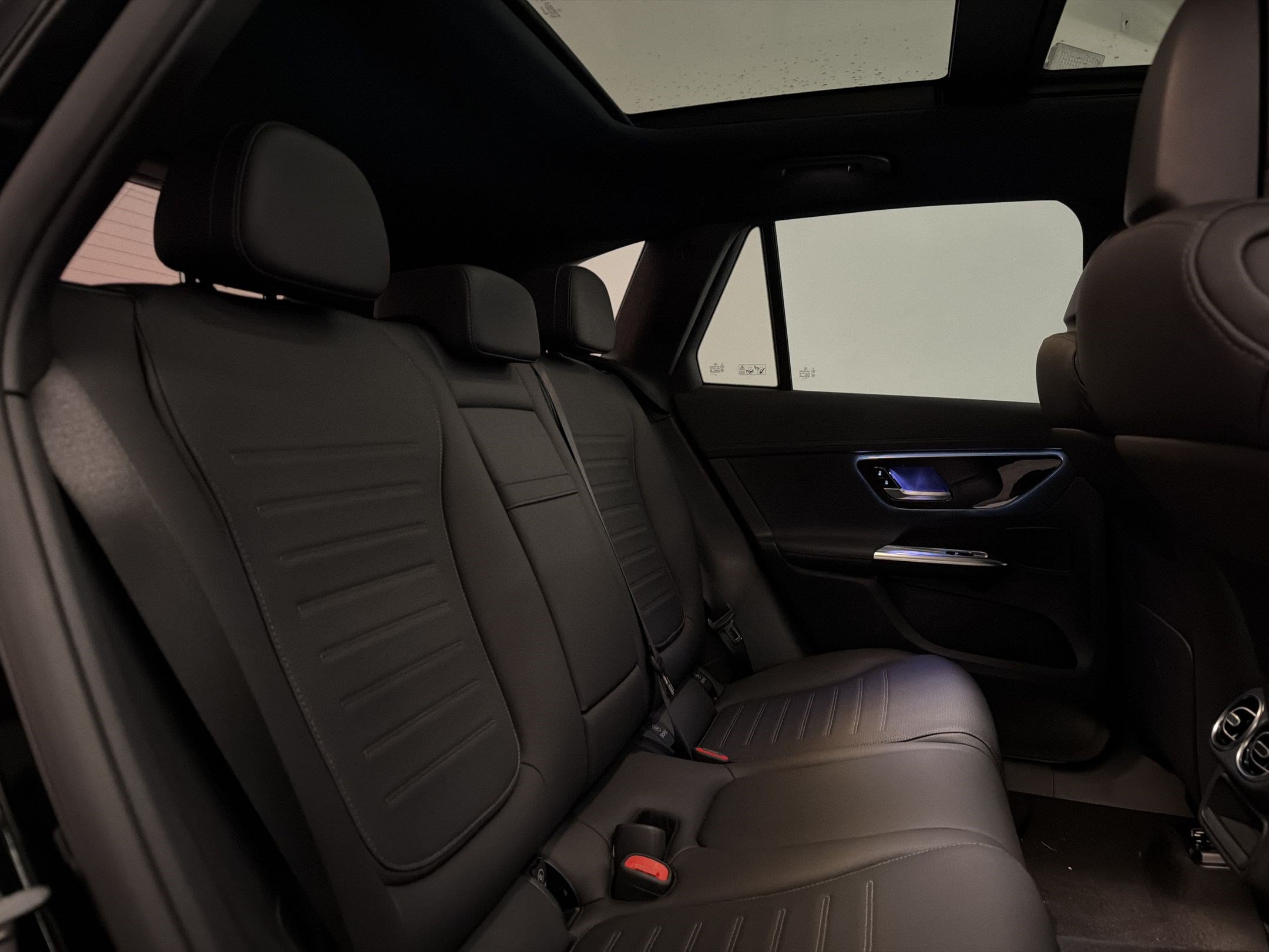 Certified 2026 Mercedes-Benz GLC 300 image 29