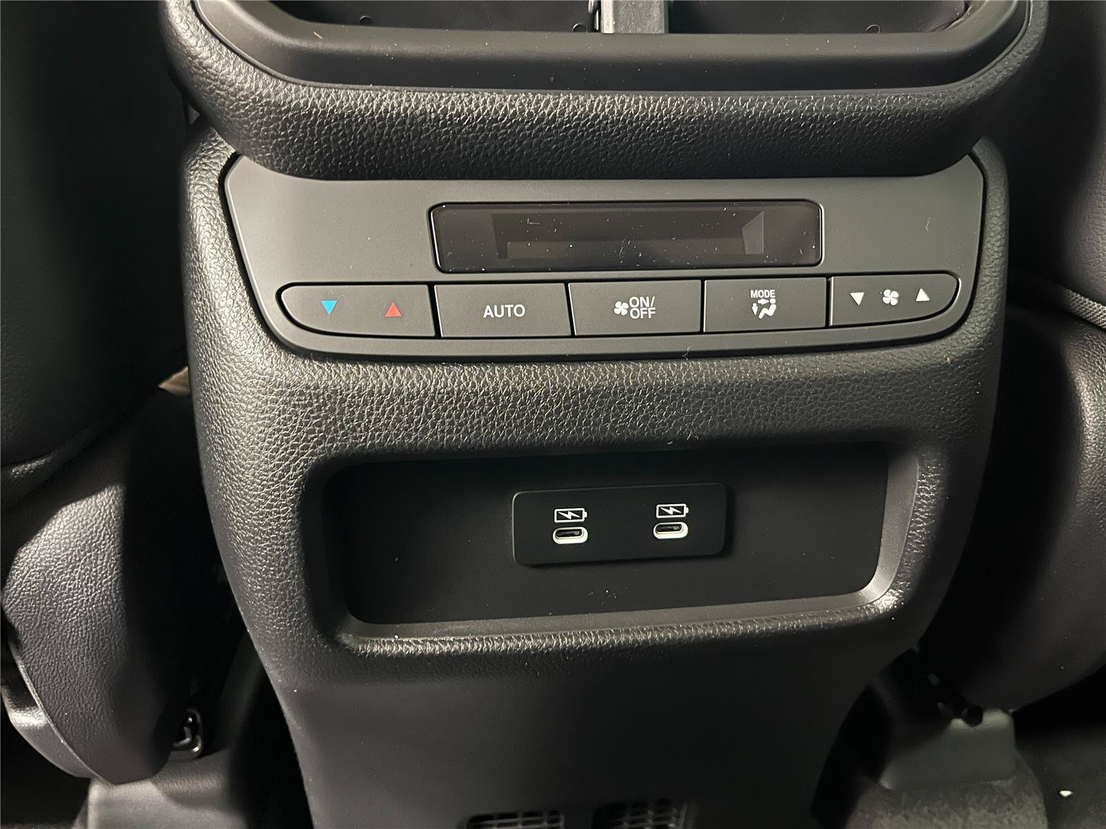 New 2026 Honda Pilot Touring image 24