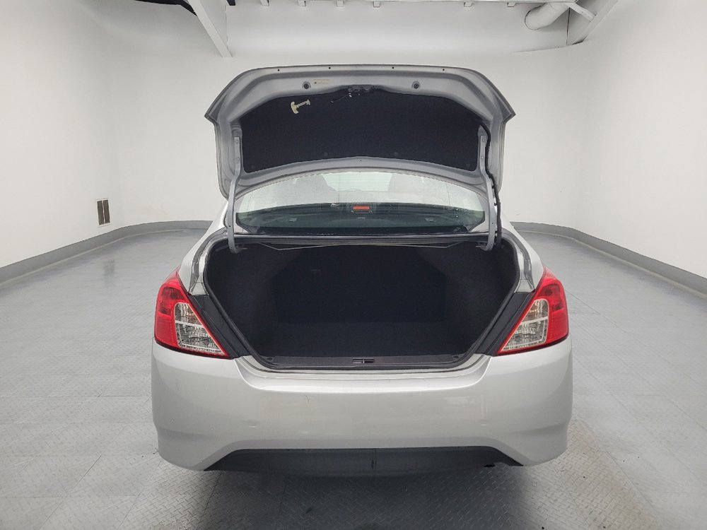 Used 2018 Nissan Versa S Plus FWD image 29