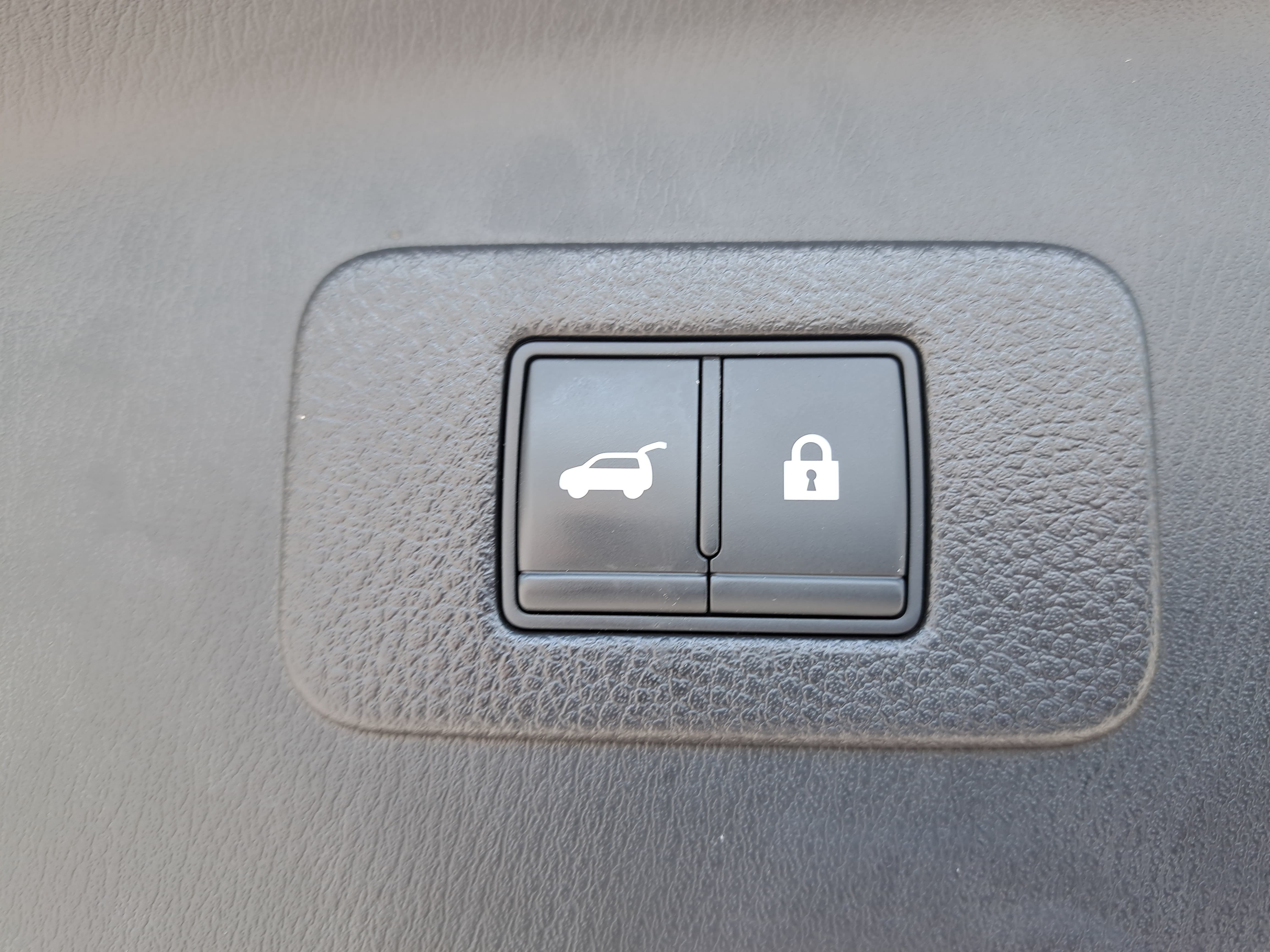 Used 2022 Nissan Armada SL AWD/4WD image 14