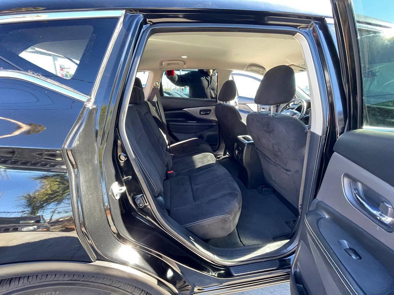 Used 2020 Nissan Murano S w/ Technology Package image 19