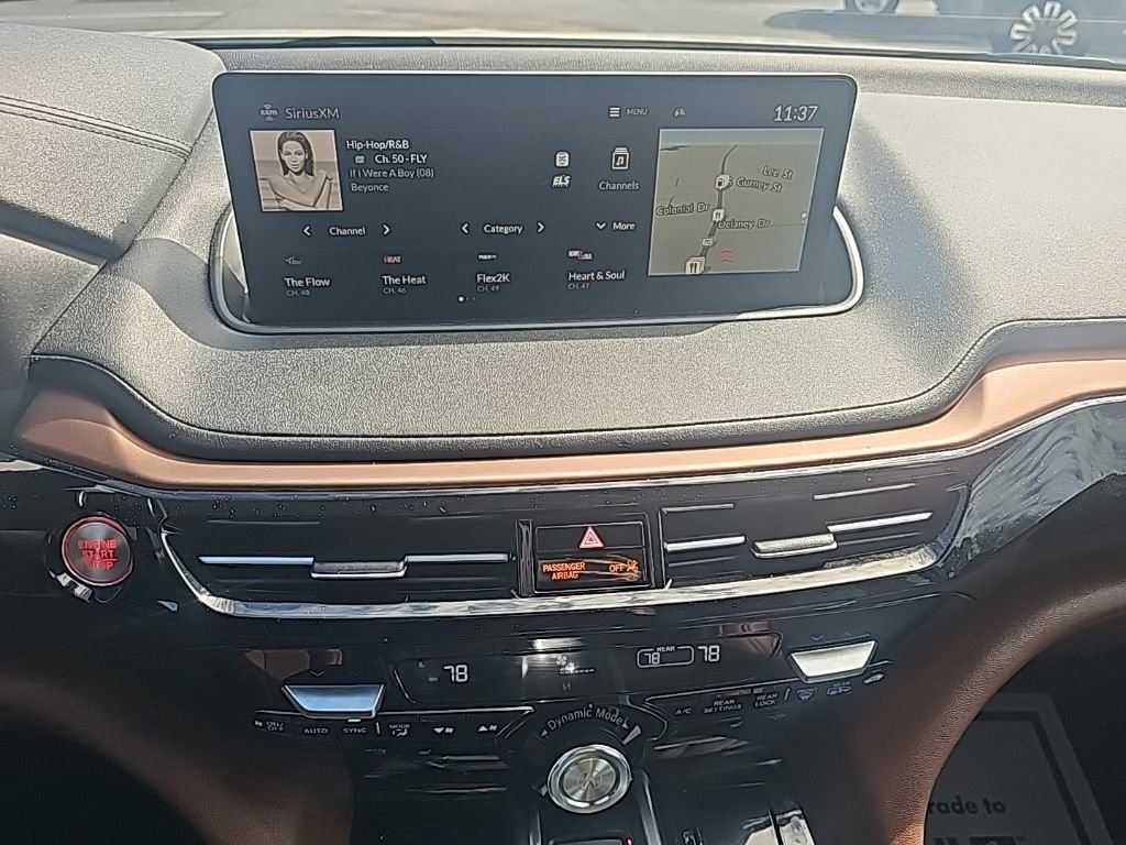 Used 2023 Acura MDX SH-AWD w/ Technology Package image 16