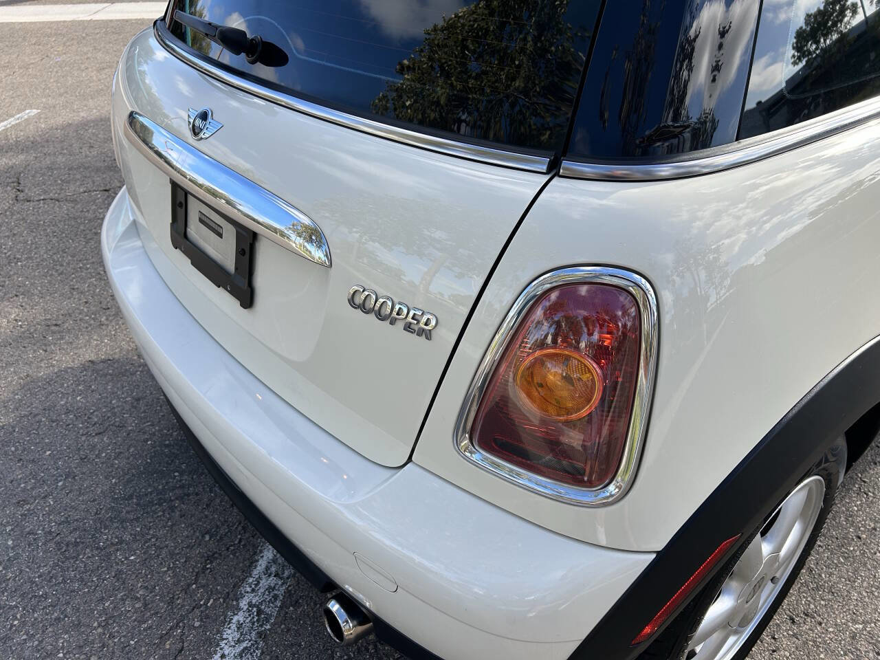 Used 2009 MINI Cooper Hardtop image 14