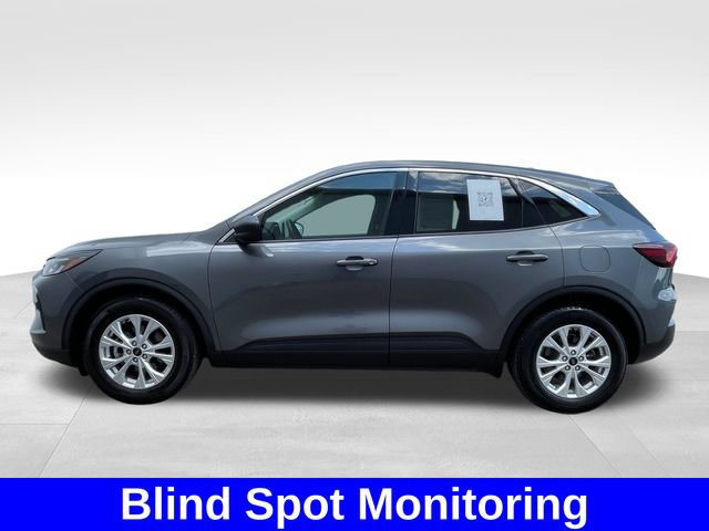 Used 2023 Ford Escape Active FWD image 2