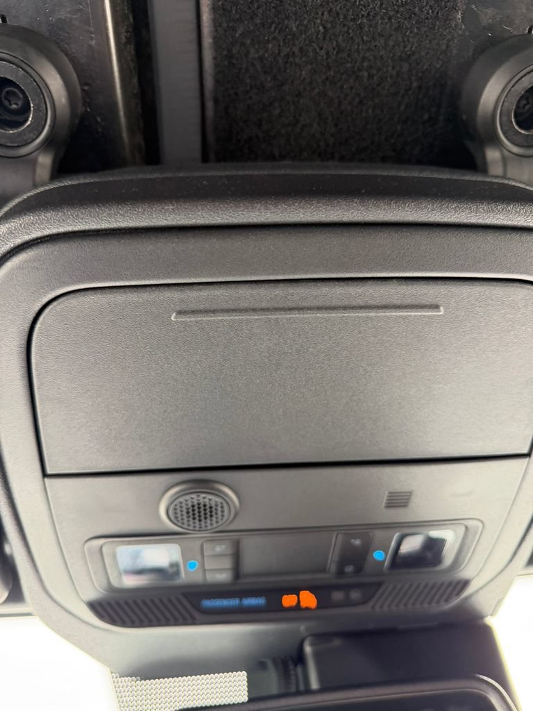 Used 2024 Ford Bronco Outer Banks AWD/4WD image 18