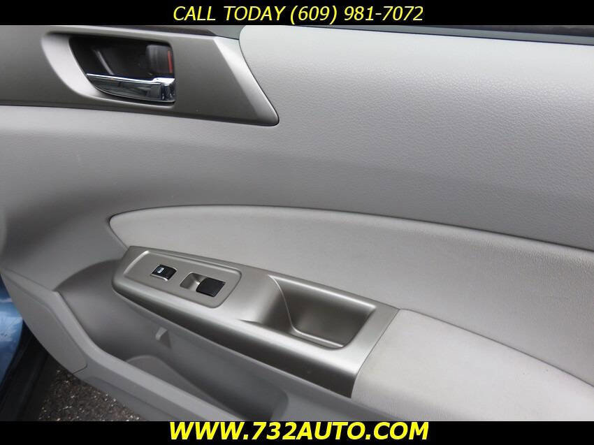 Used 2009 Subaru Forester 2.5X Limited w/ Utility Pkg AWD/4WD image 16