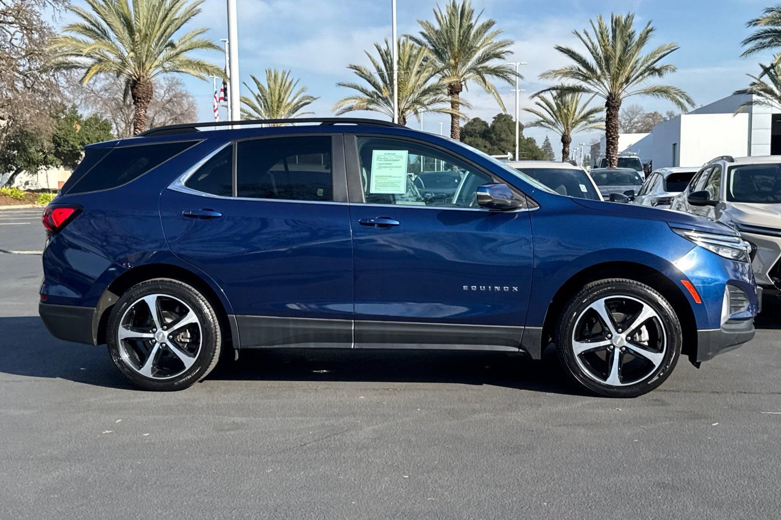 Certified 2022 Chevrolet Equinox LT image 2
