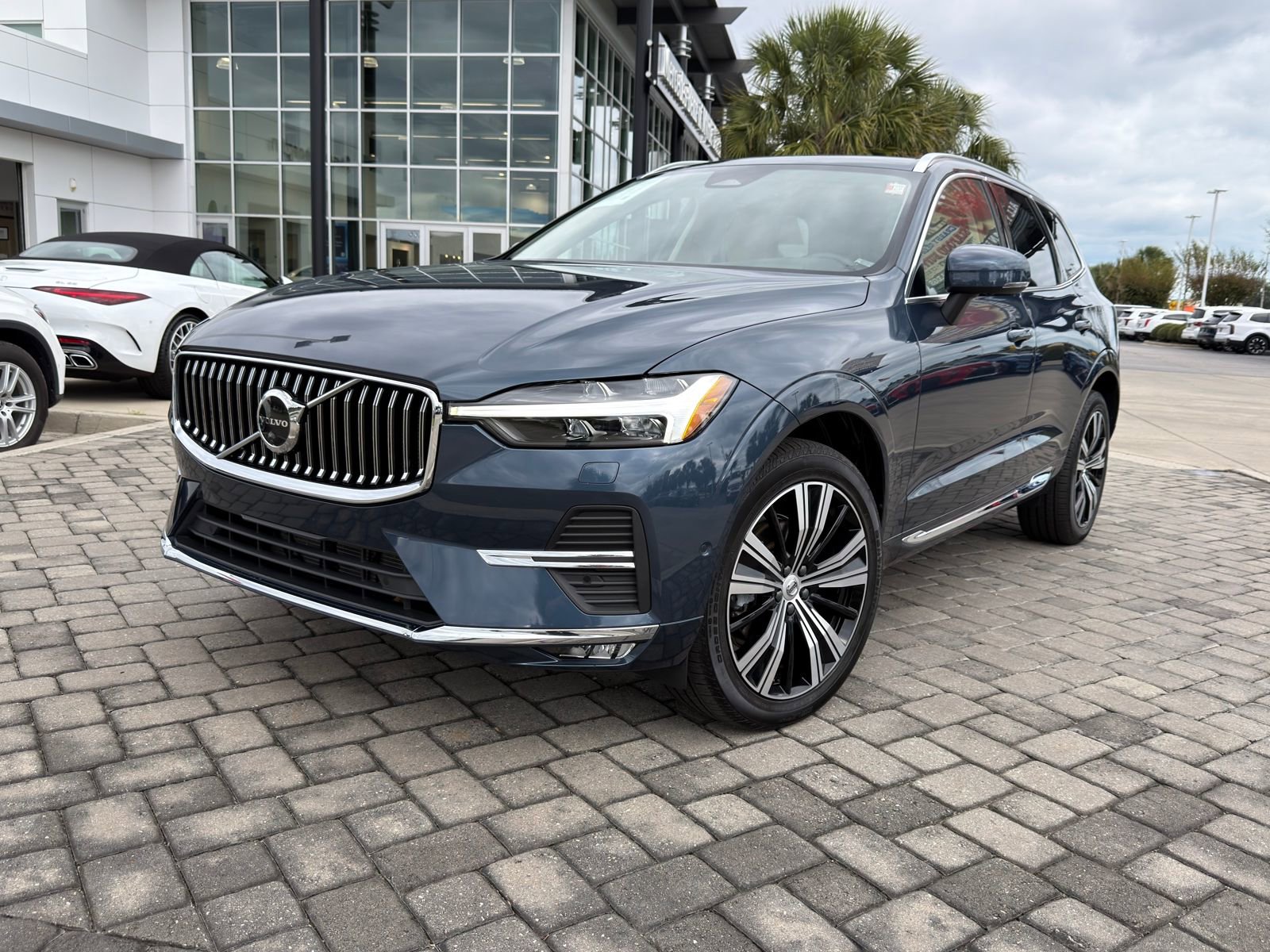 Used 2023 Volvo XC60 B5 Plus w/ Climate Package