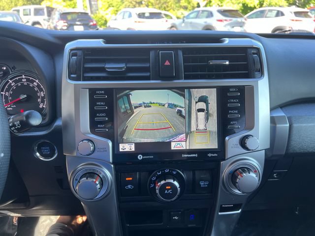 Used 2022 Toyota 4Runner SR5 Premium w/ Moonroof Package AWD/4WD image 18