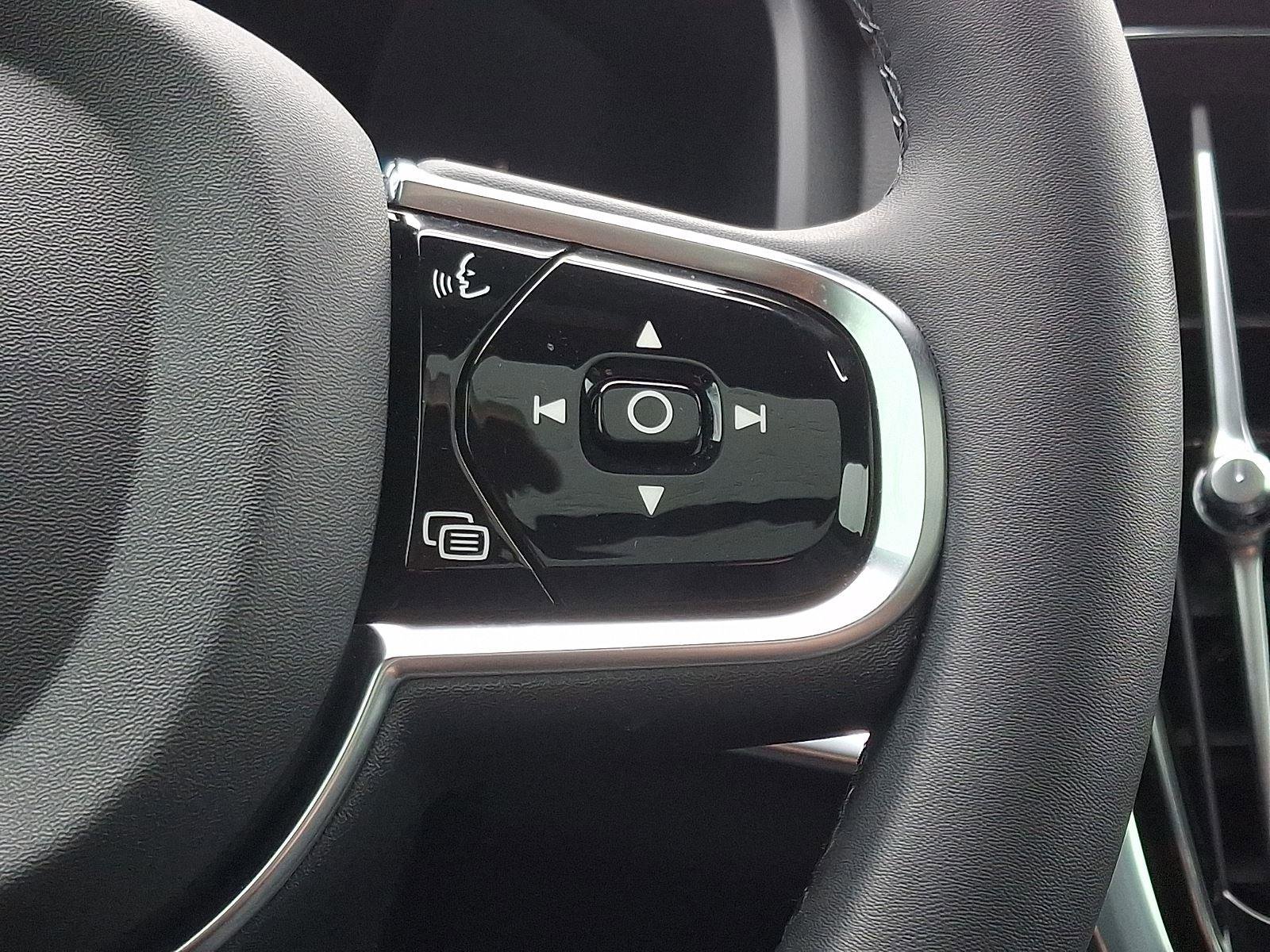 Certified 2023 Volvo S90 B6 Ultimate image 24