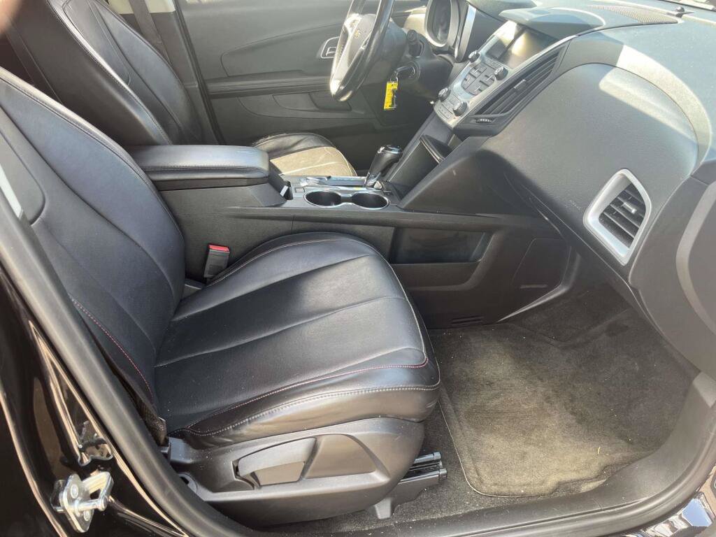 Used 2017 Chevrolet Equinox LT w/ Midnight Edition FWD image 20
