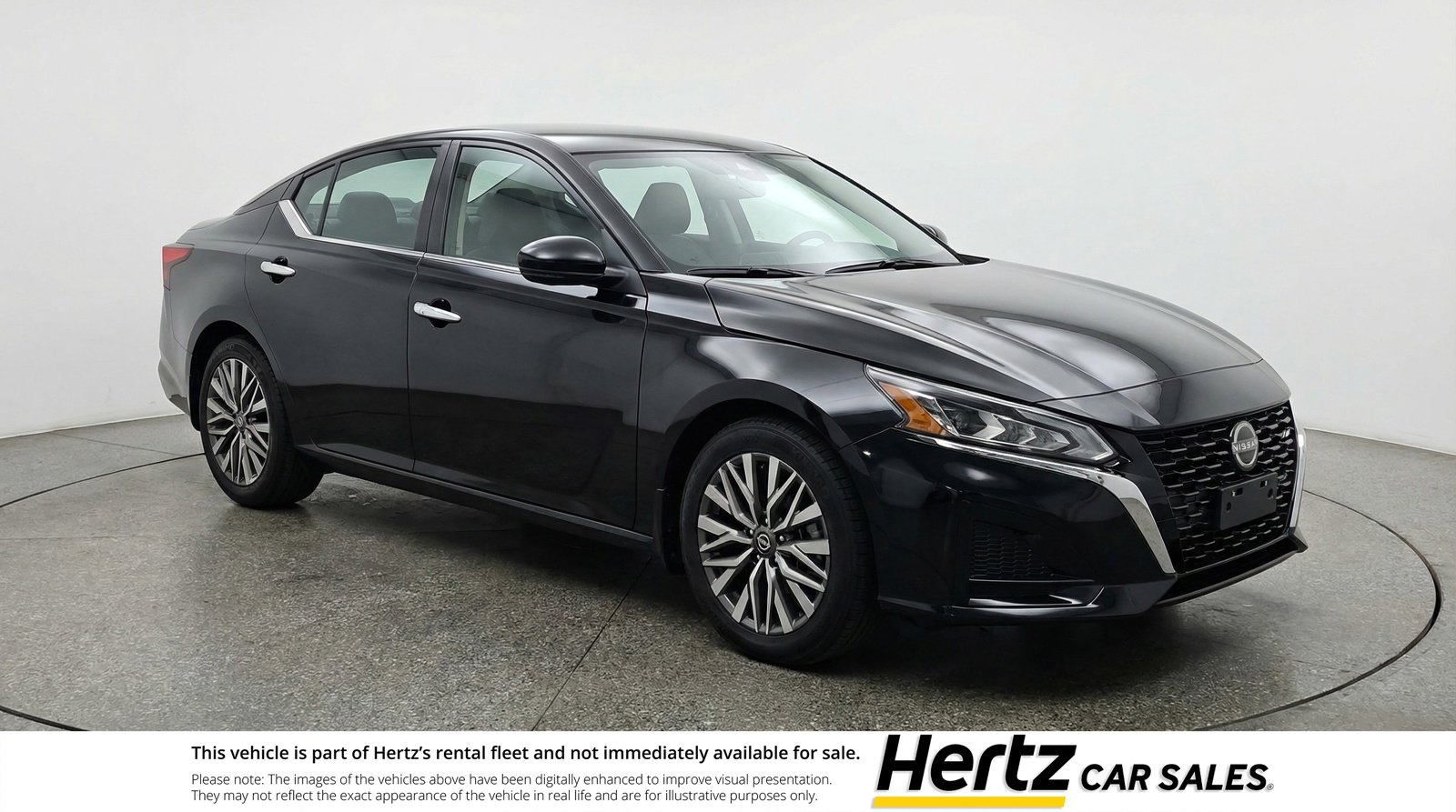 Used 2025 Nissan Altima 2.5 SV image 1