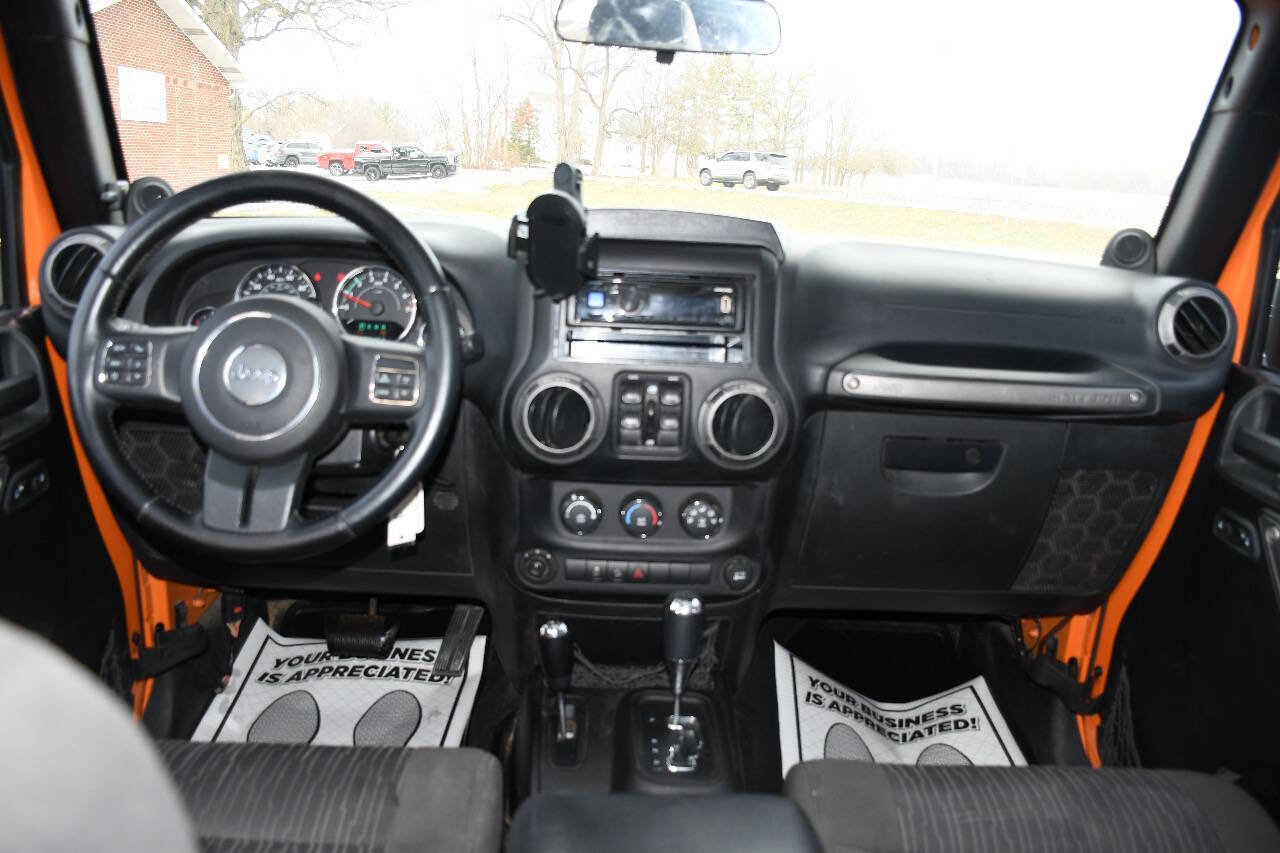 Used 2012 Jeep Wrangler Unlimited Sport image 25