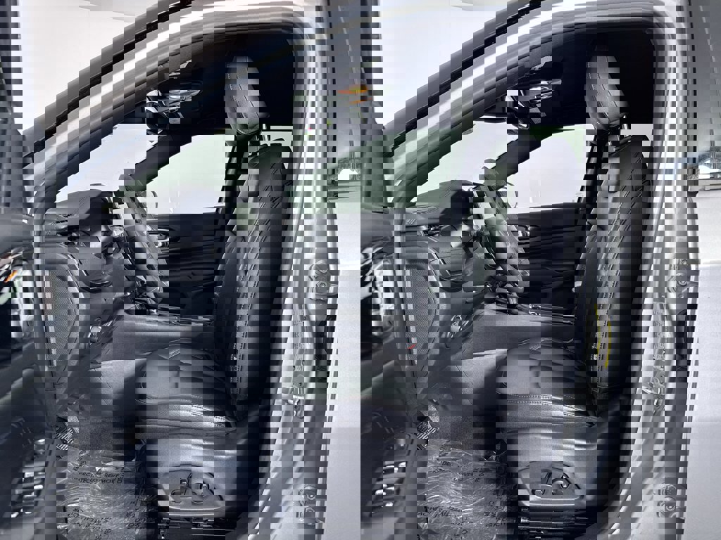 Used 2026 Jeep Compass Limited image 5