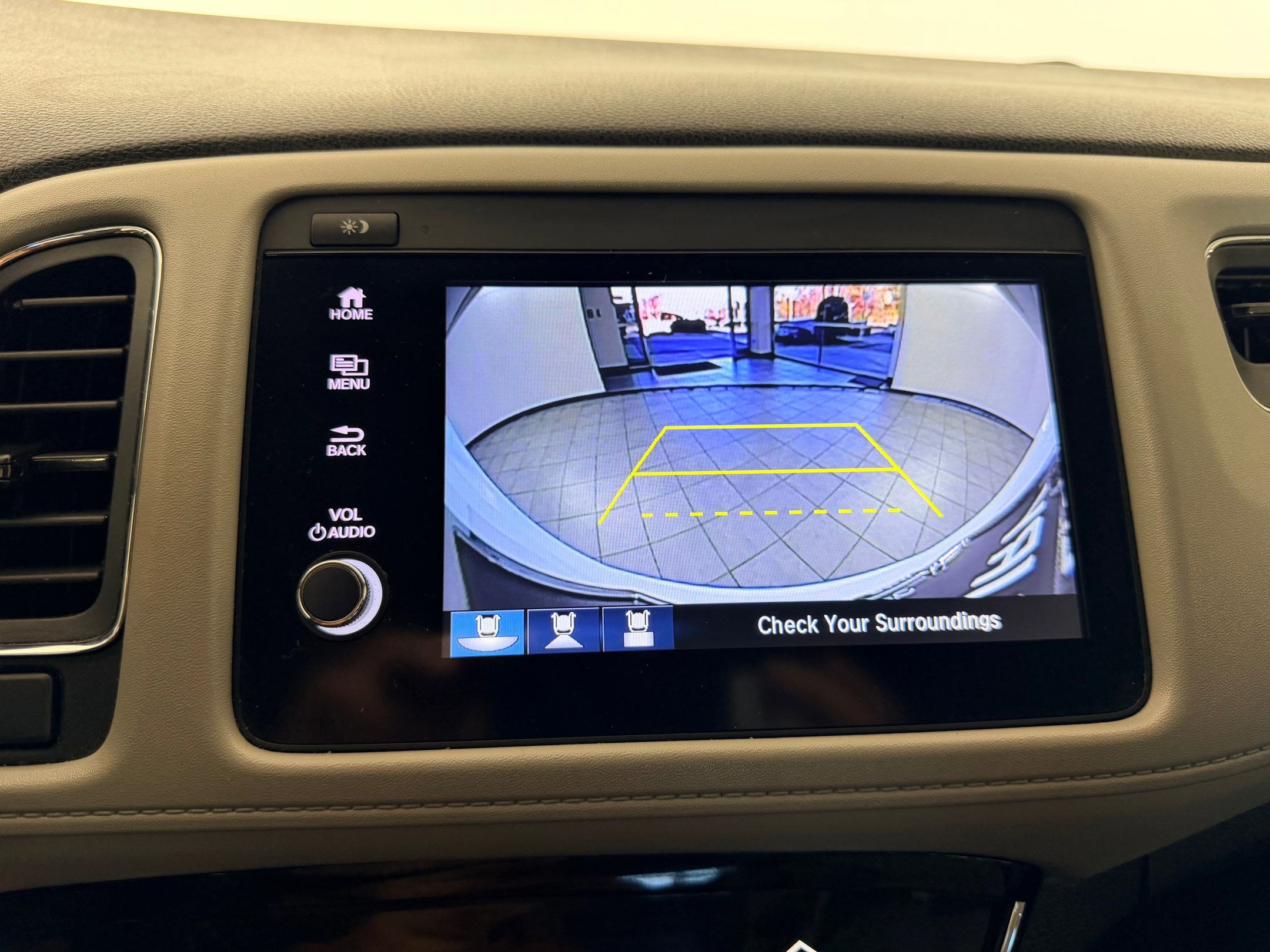 Used 2019 Honda HR-V Touring image 28