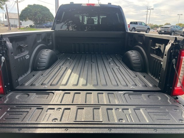 Used 2023 Ford F250 XL w/ STX Appearance Package image 18
