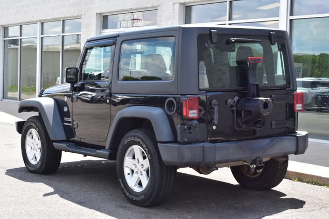 Used 2016 Jeep Wrangler Sport AWD/4WD image 7