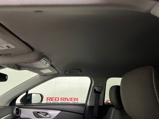 Used 2023 Chevrolet Blazer LT w/ Driver Confidence Package image 21