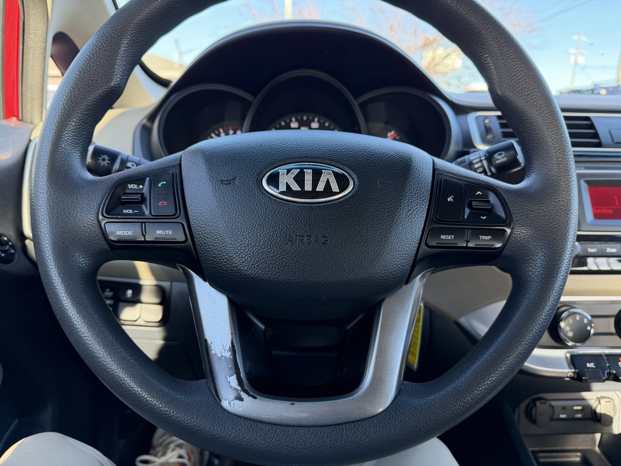 Used 2017 Kia Rio LX image 15