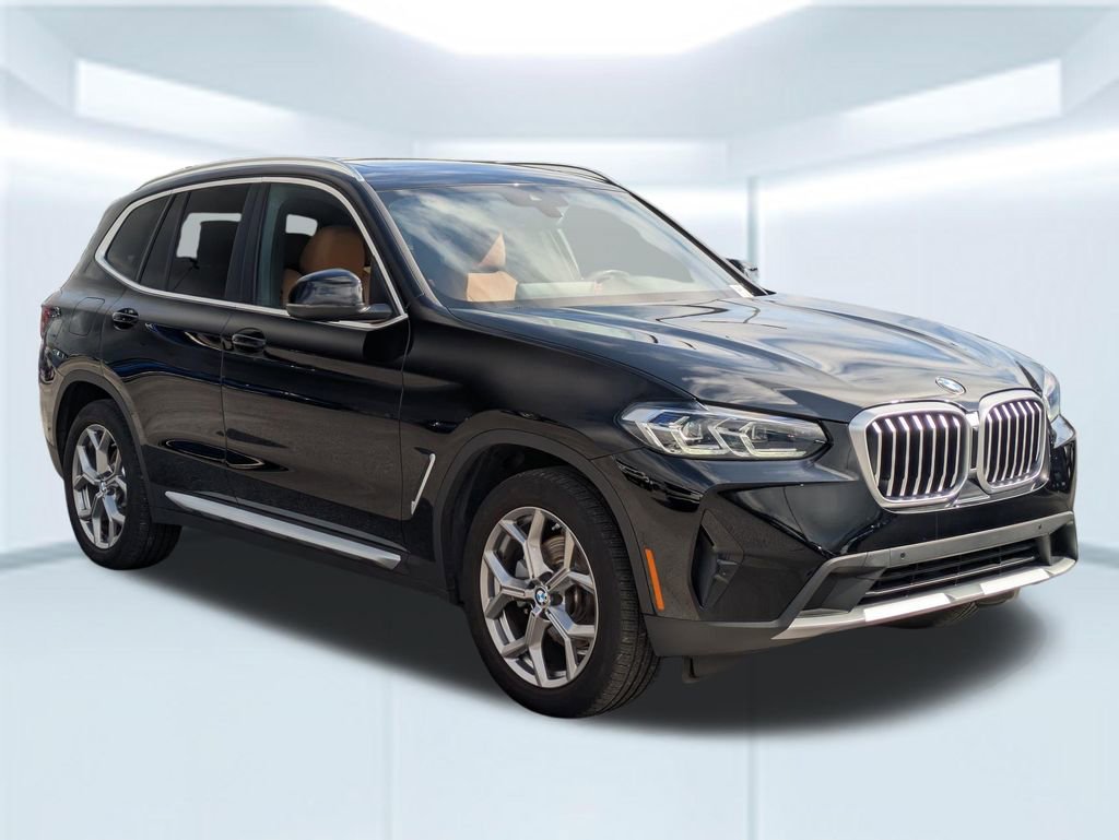 Used 2024 BMW X3 xDrive30i w/ Premium Package w/ZPA image 3