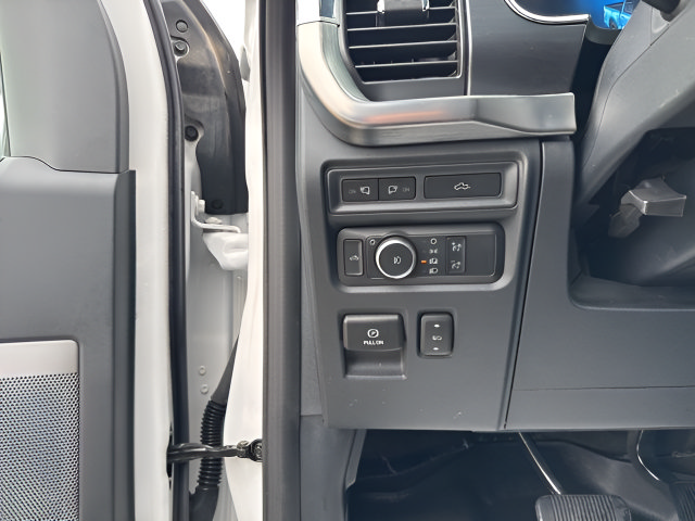 Used 2022 Ford F150 Lariat AWD/4WD image 10