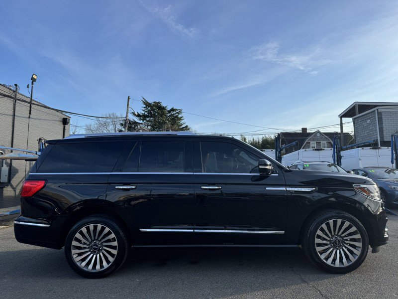 Used 2019 Lincoln Navigator Reserve w/ Cargo Package image 6