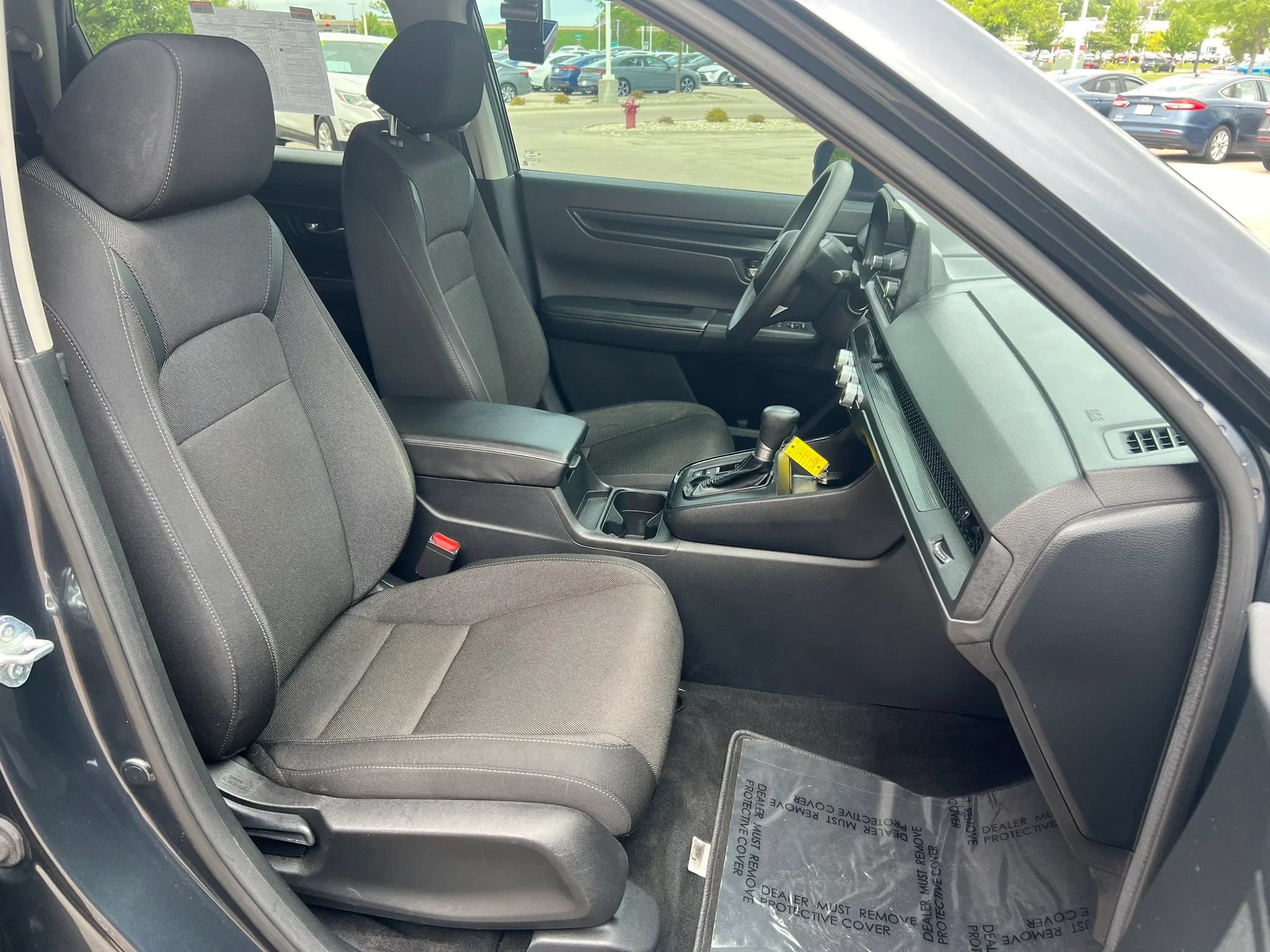 Used 2025 Honda CR-V LX image 8
