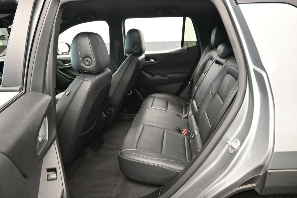 Used 2025 Chevrolet Equinox LT FWD image 26