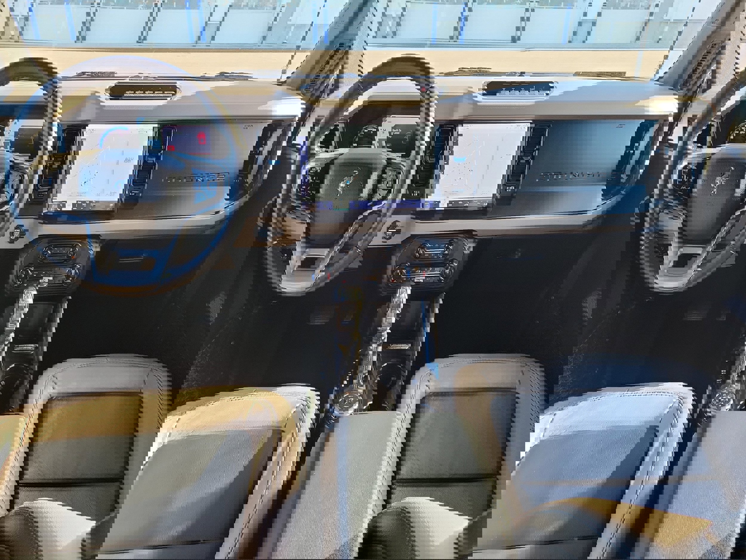 Certified 2022 Ford Bronco Wildtrak image 12