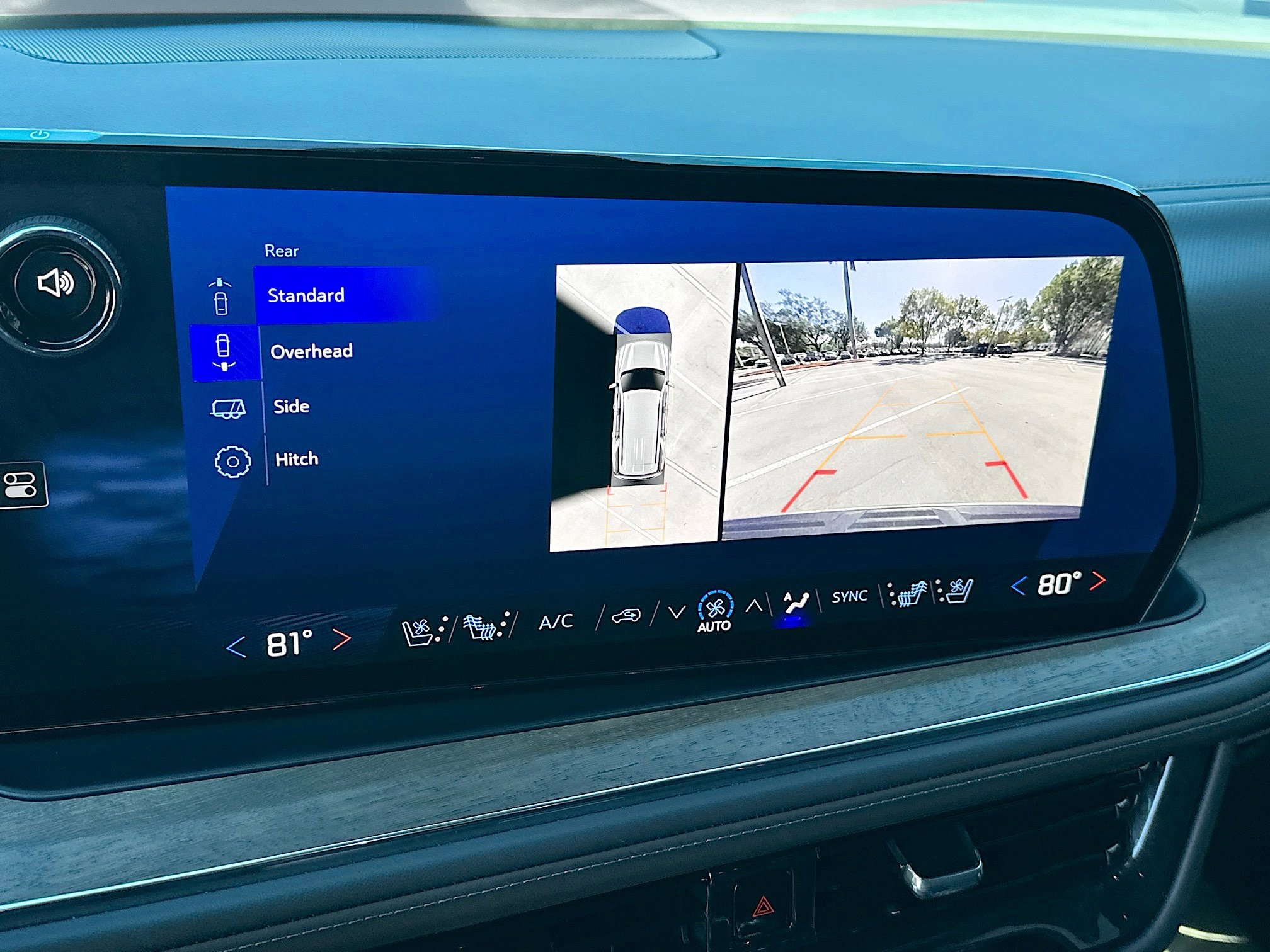 Used 2025 Chevrolet Tahoe High Country image 14