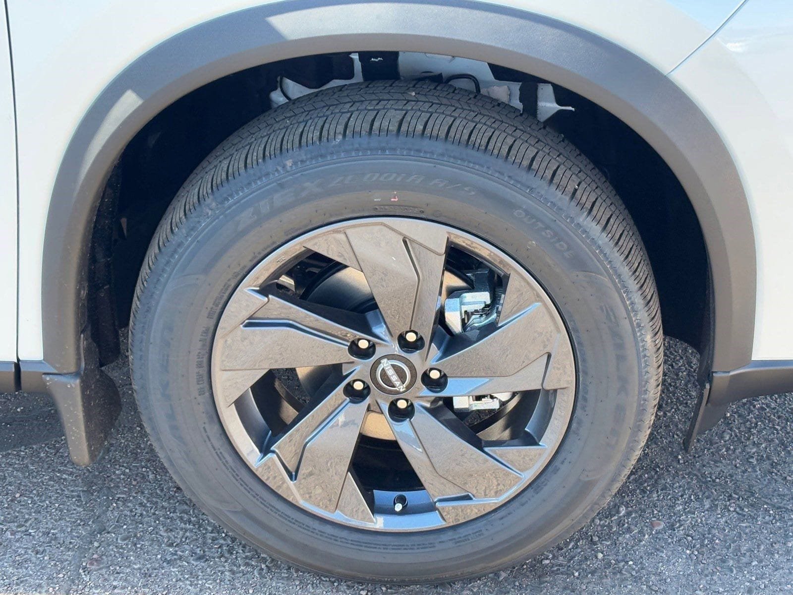 New 2026 Nissan Rogue SV FWD image 9