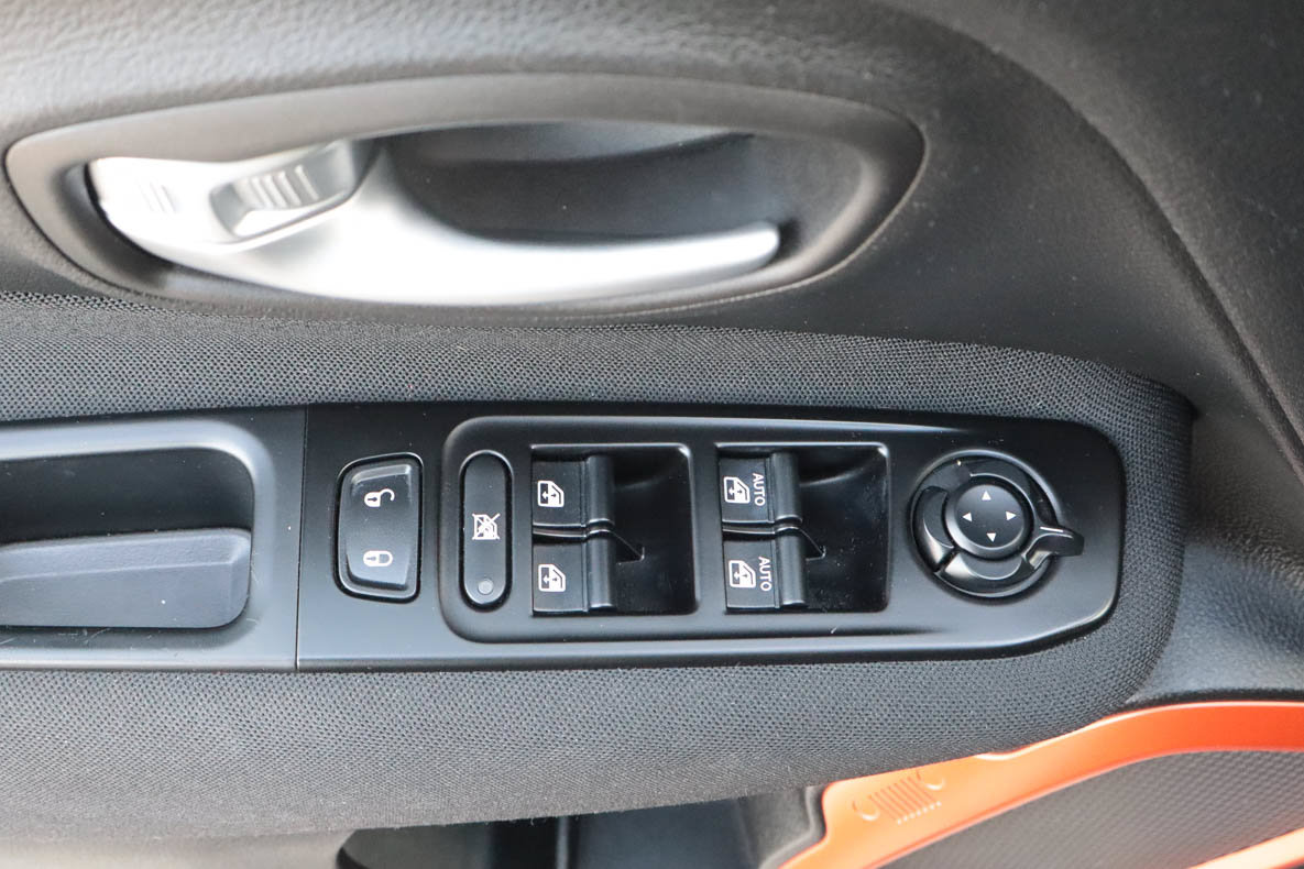 Used 2020 Jeep Renegade Sport AWD/4WD image 15