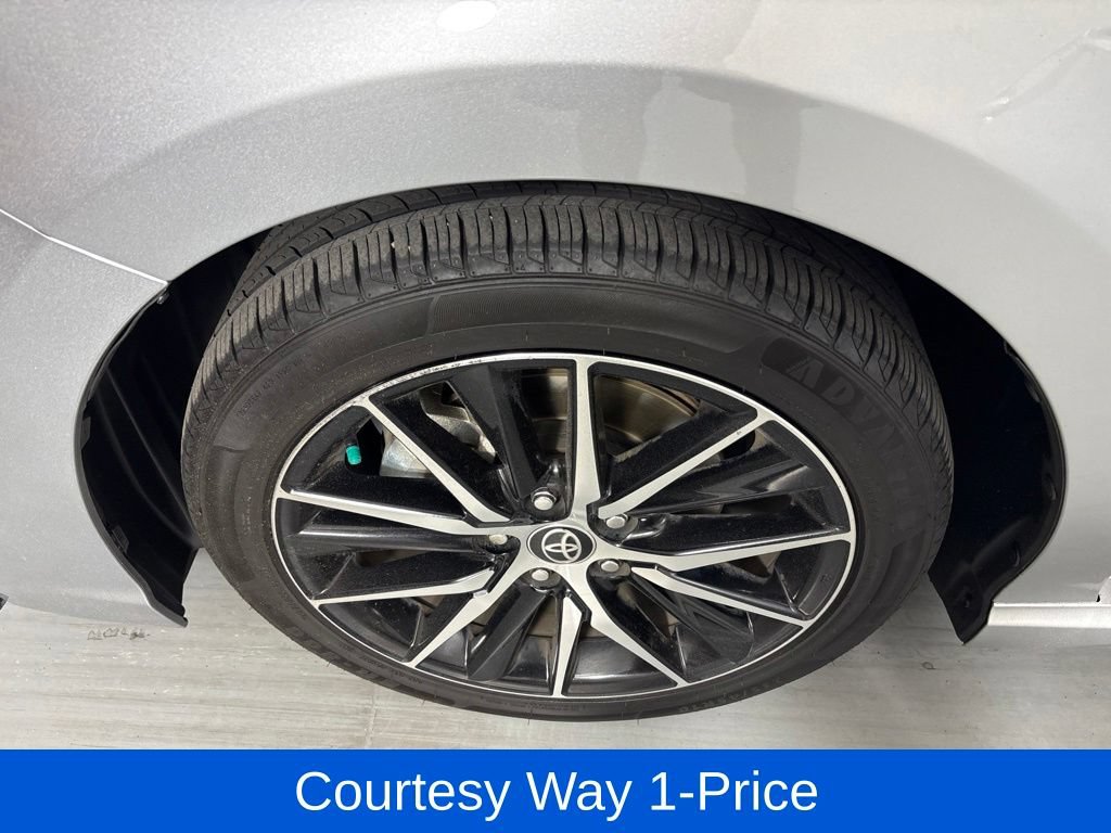 Used 2024 Toyota Camry SE FWD image 12